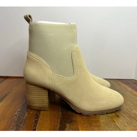 Violet and Red Women's Loaded Knit Cuff Faux Suede Bootie Beige, Size 6 (NWOT) - Picture 2 of 7